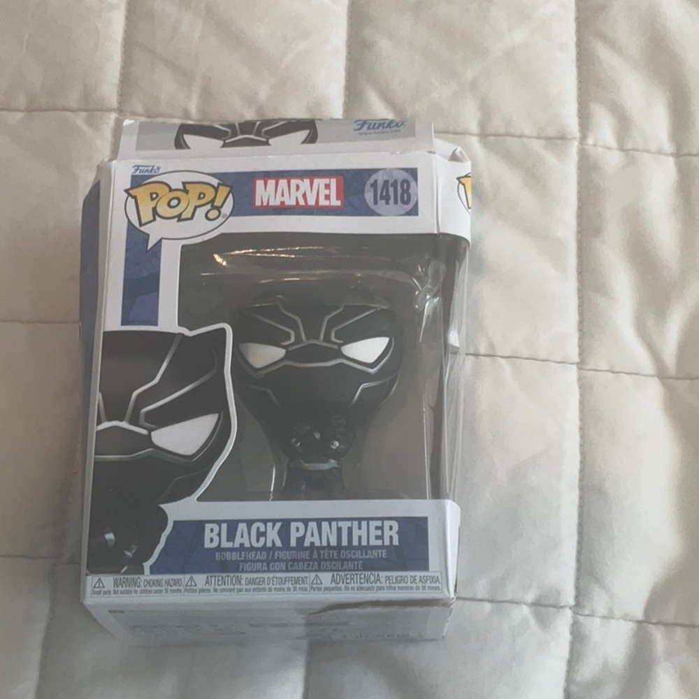 Marvel Black Panther Collectible Figure
